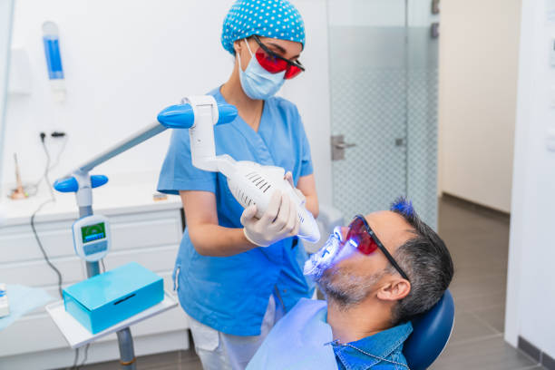 Best Emergency Cosmetic Dentistry (e.g., broken veneers) in Greentown, OH